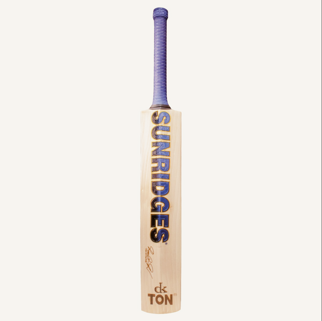 SS VINTAGE FINISHER ONE ENGLISH WILLOW CRICKET BAT