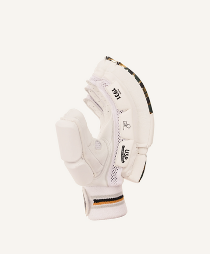 SG HP 33 BATTING GLOVES