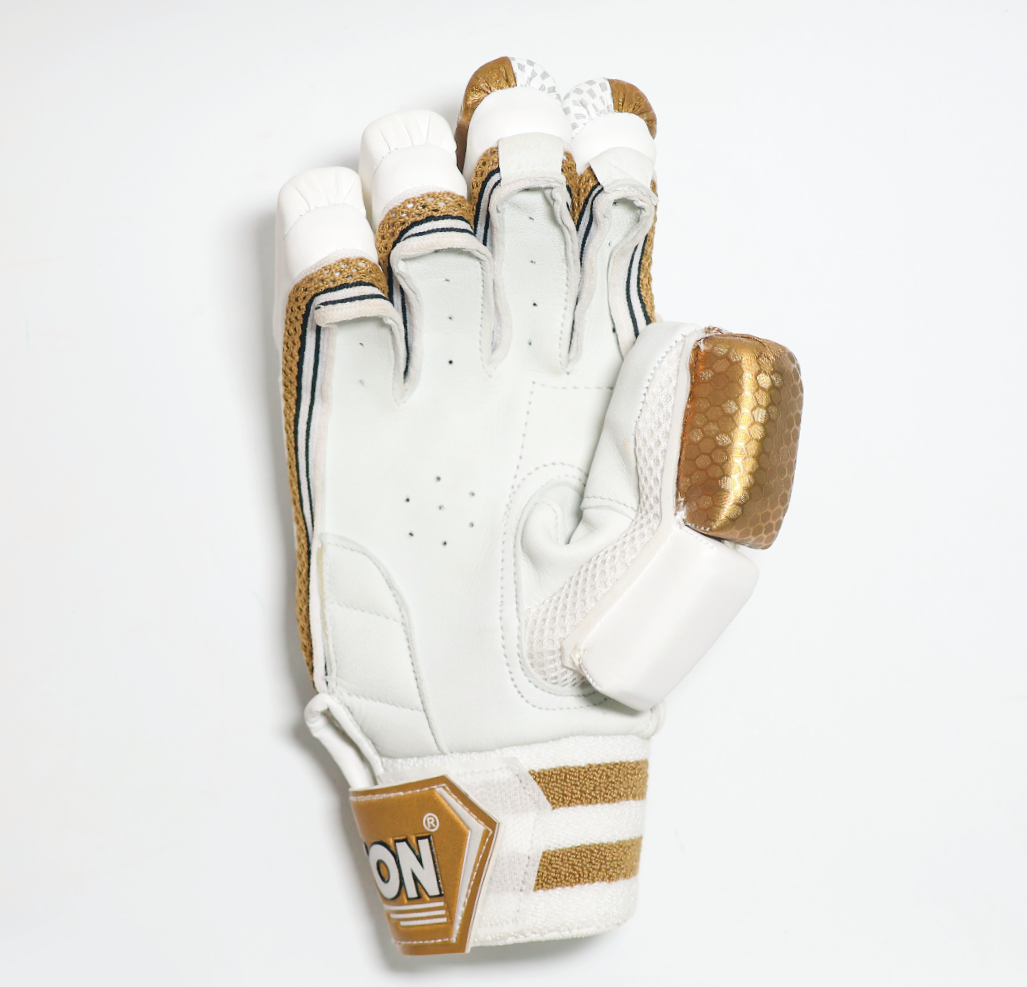 TON GOLDEN GUTSY BATTING GLOVES